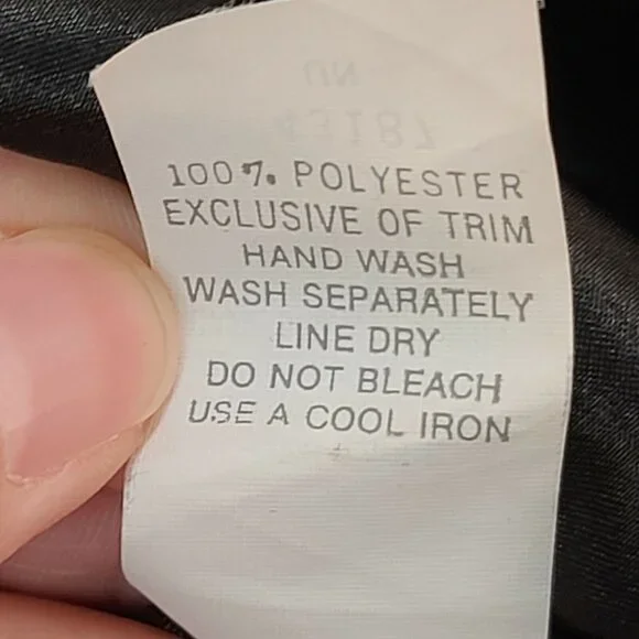 Escapades Top Women Large Black Satin Blouse Tank Embroidered Sleeveless Flowy - Picture 12 of 12